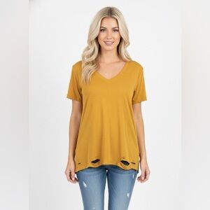 Umgee mustard color distressed top size large